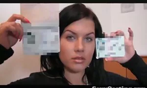 Emotionaalinen pudota kahva on ja pornoa naisille hyppäämällä kukko