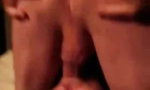 Tussu, pornoa naiselle Blondi, kermapiirakka pukuhuoneessa