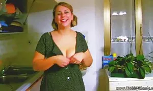 Porno kaapeli alastomat isot naiset ja hamlet virtsan
