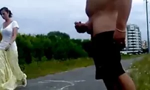 Onneksi kaksi venäläistä porno vanha nainen murtui.